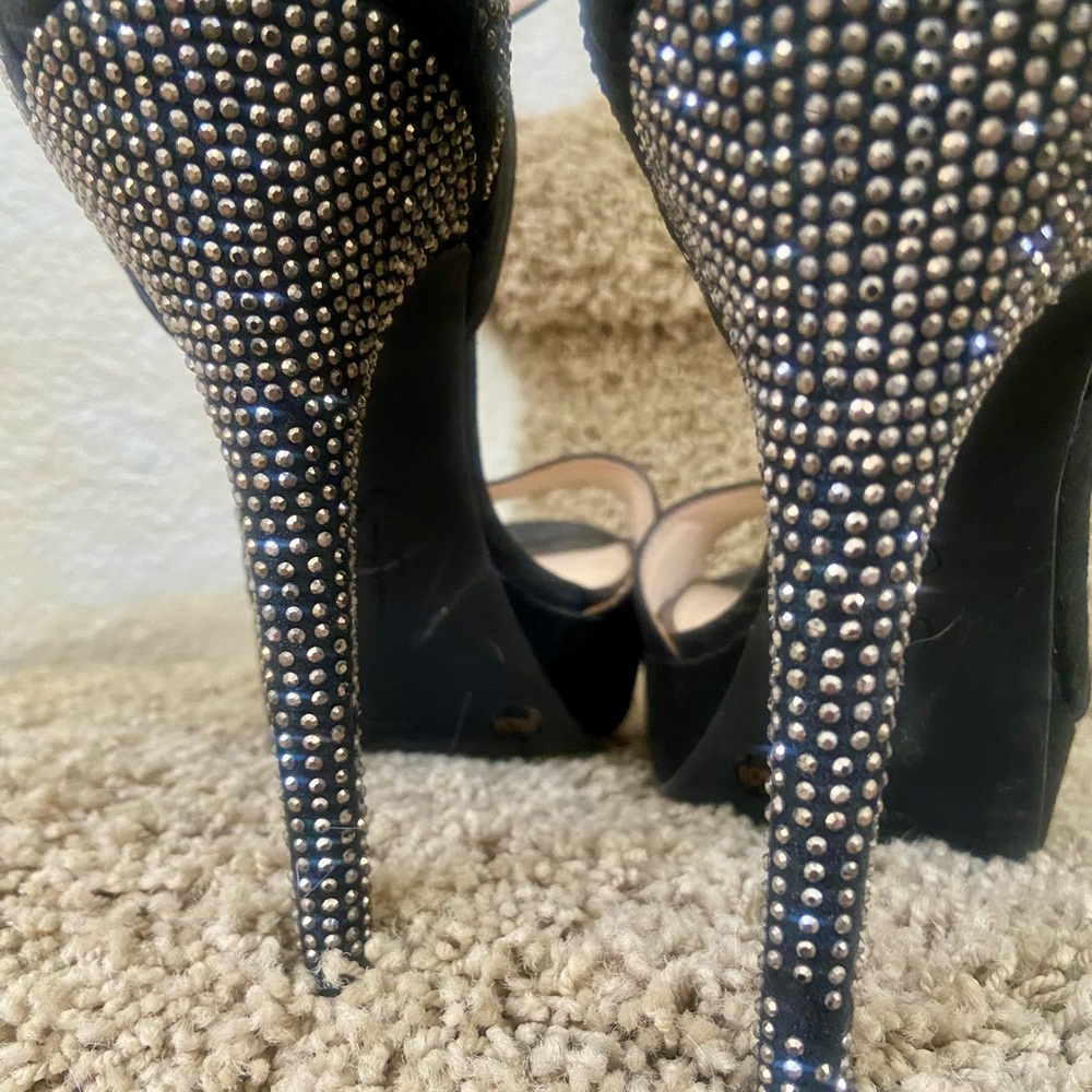 Jessica Simpson Black Studded Heels - Picture 5 of 7